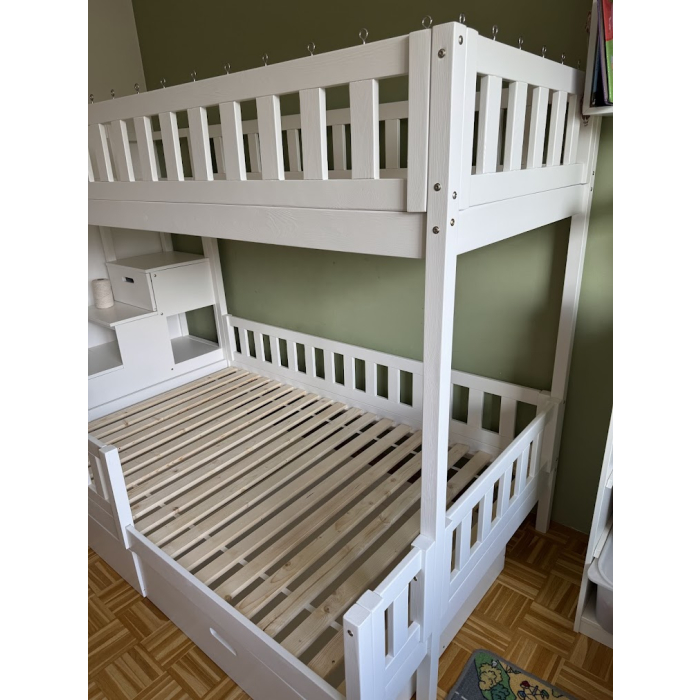 Massives Familien Etagenbett mit Treppe Wien
